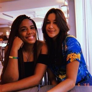 Meet your Posher, Hennesys